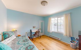Waldport Bungalow